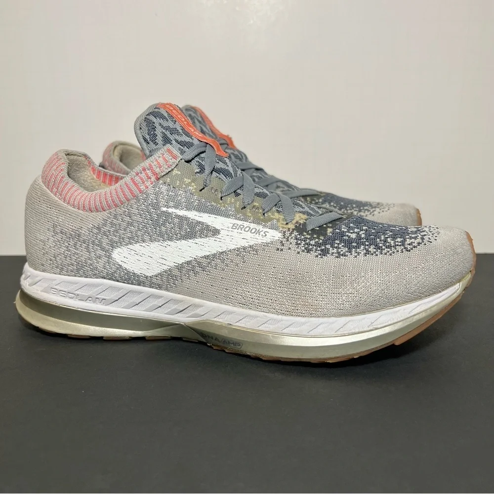 Womens BROOKS Bedlam Gray Running Shoes / Size 8.5 Medium